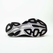Hoka Women’s Bondi 8