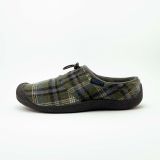 Keen_Men's_Howser III_Green Plaid_outside (1)