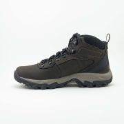 Columbia Men’s Newton Ridge Plus II Waterproof Cordovan Squash