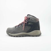 Columbia Women’s Newton Ridge Plus Waterproof Stratus Canyon Rose