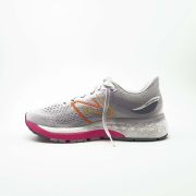 New Balance Women’s 880 12 Pink